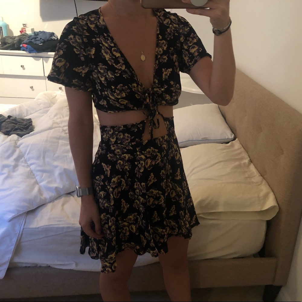BLUE LIFE FLORAL DRESS